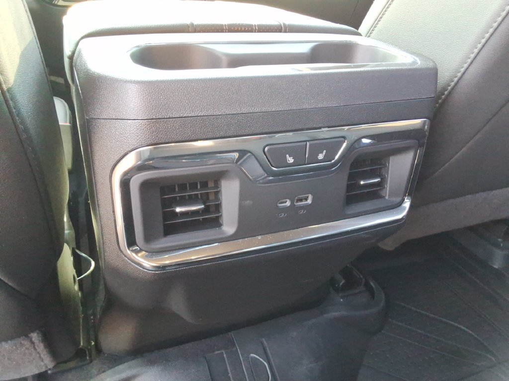 Certified 2026 Chevrolet Silverado 1500 High Country AWD/4WD image 20