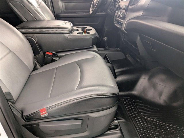 Used 2024 RAM 3500 Tradesman w/ Chrome Appearance Group image 31