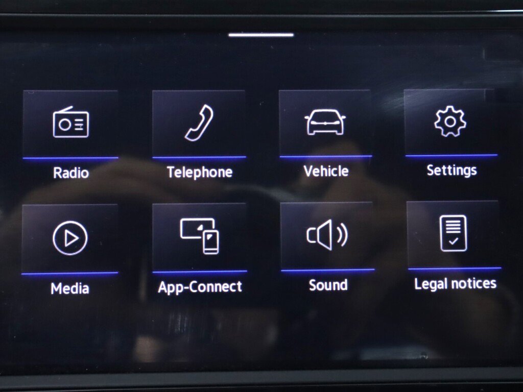 Used 2023 Volkswagen Jetta Sport image 17