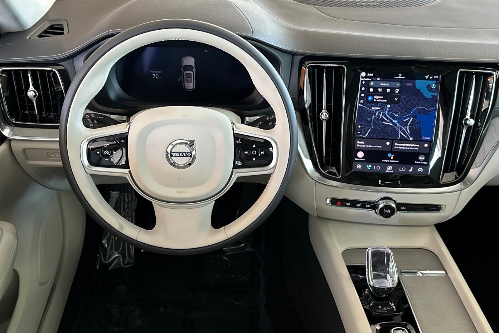 New 2026 Volvo V60 B5 Cross Country Ultra w/ Climate Package image 16