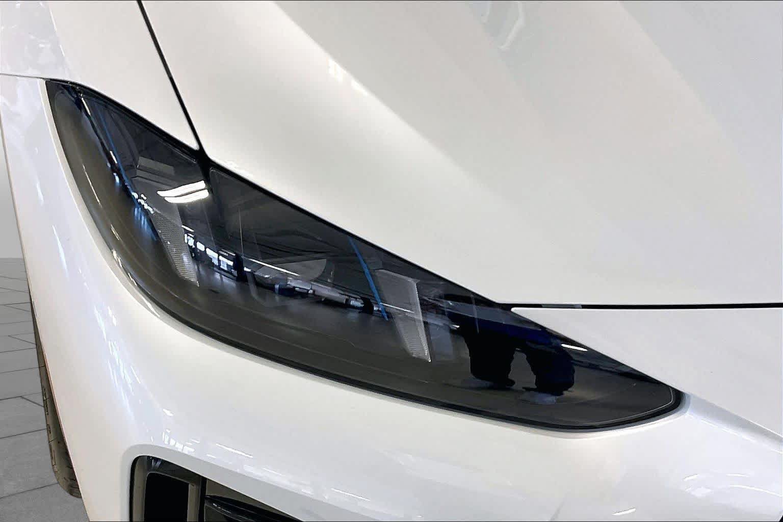 New 2026 BMW 430i xDrive w/ M Sport Package AWD/4WD image 13