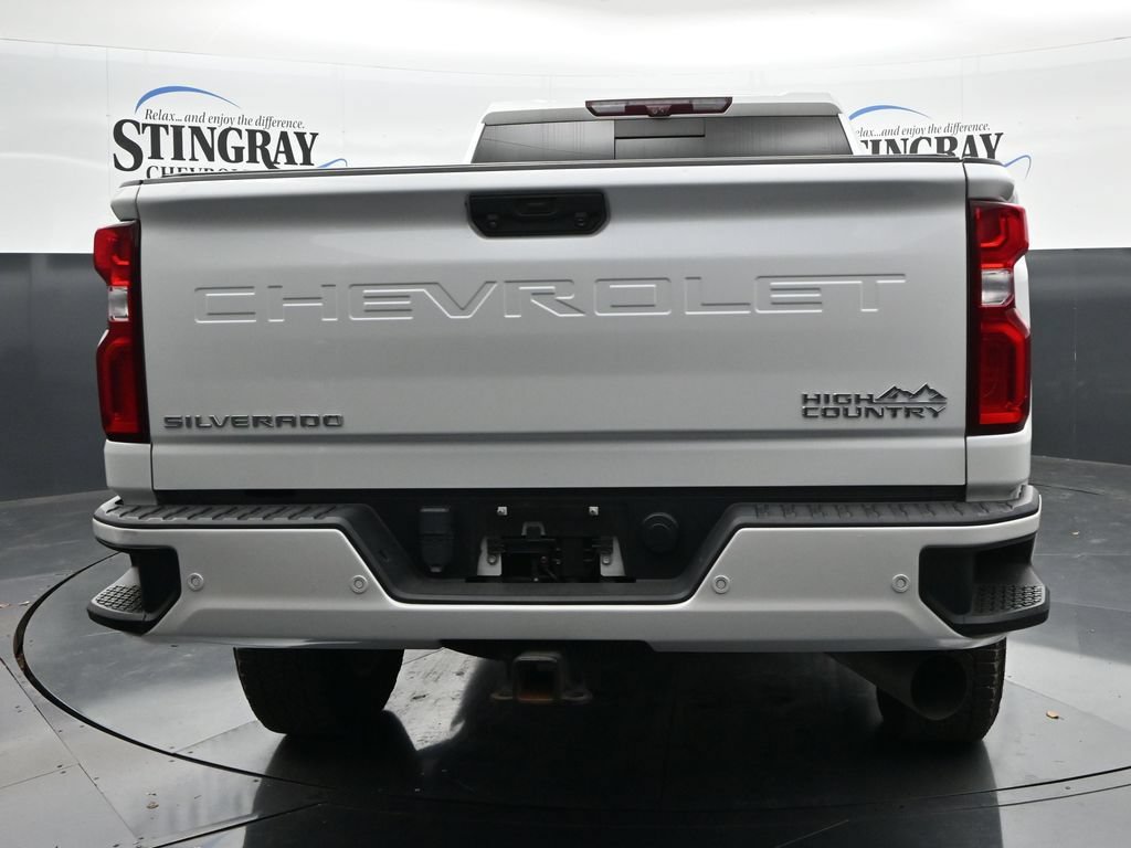 Used 2023 Chevrolet Silverado 3500 High Country AWD/4WD image 6