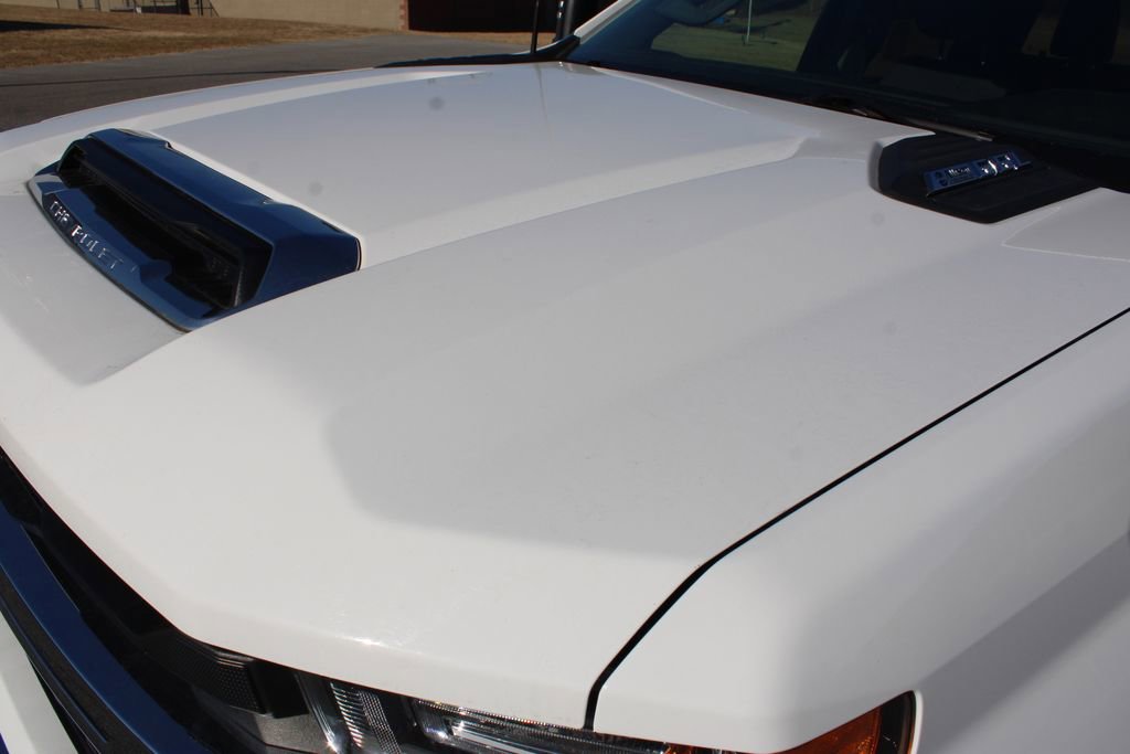 Used 2024 Chevrolet Silverado 2500 LT image 40