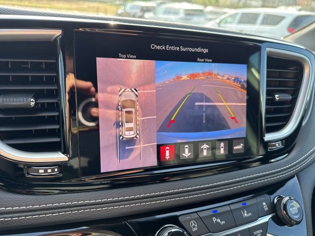 New 2026 Chrysler Pacifica Select image 19