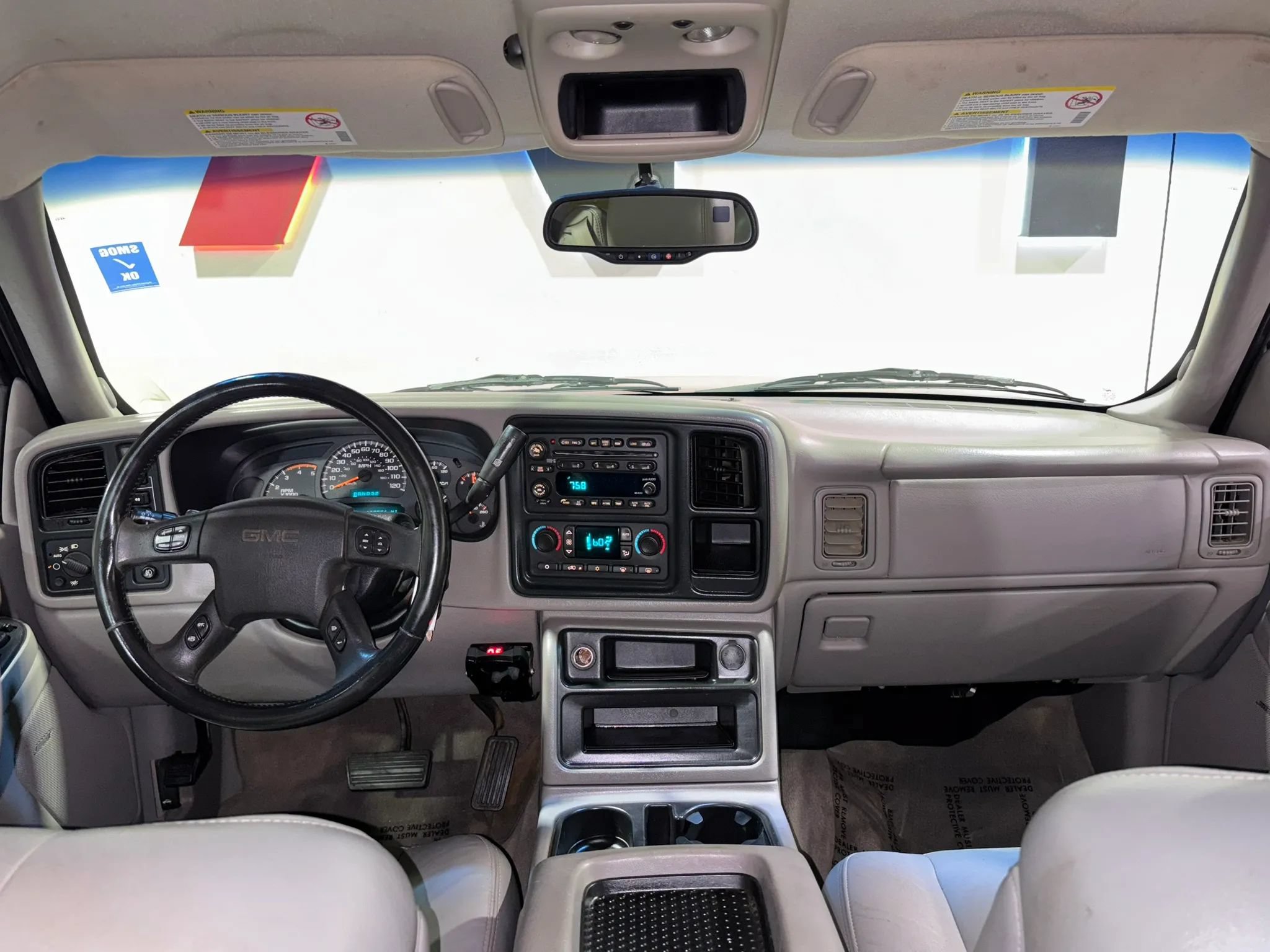Used 2003 GMC Sierra 2500 SLT w/ SLT Preferred Equipment Group AWD/4WD image 9