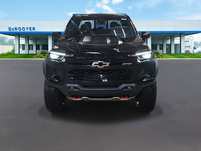 New 2026 Chevrolet Colorado ZR2 w/ Technology Package AWD/4WD image 3