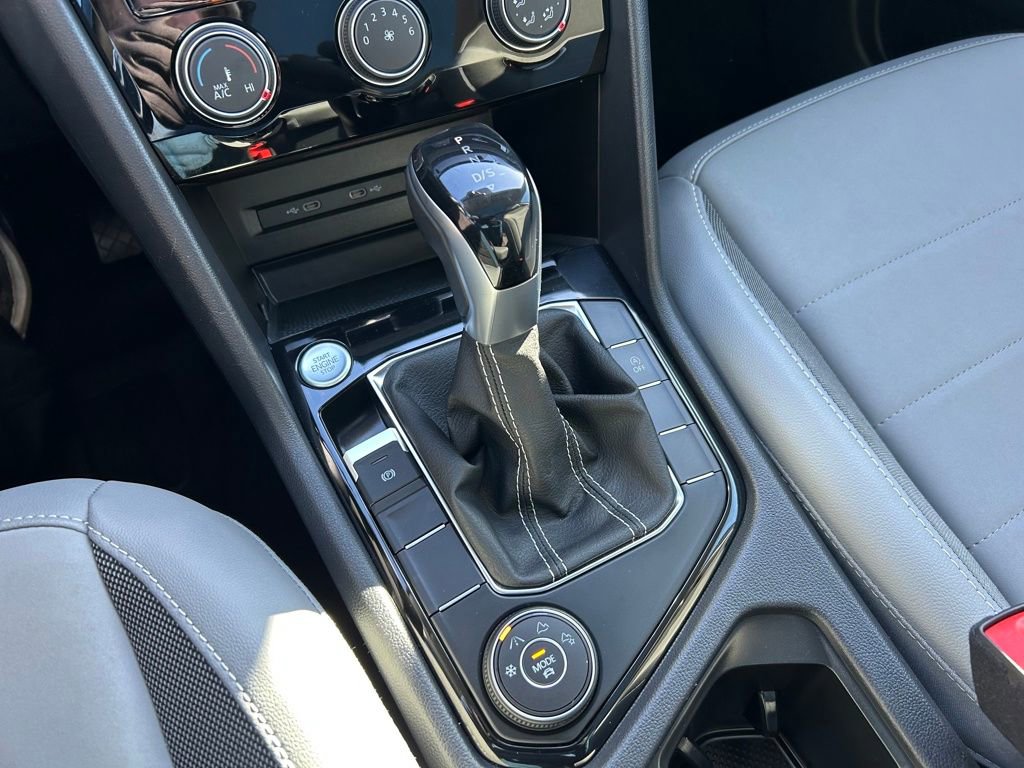 Used 2023 Volkswagen Taos SE image 16