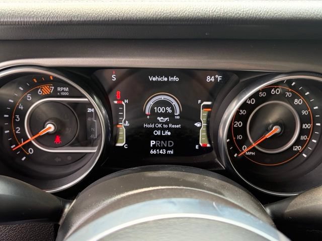 Used 2020 Jeep Wrangler Unlimited Sahara w/ Safety Group AWD/4WD image 18