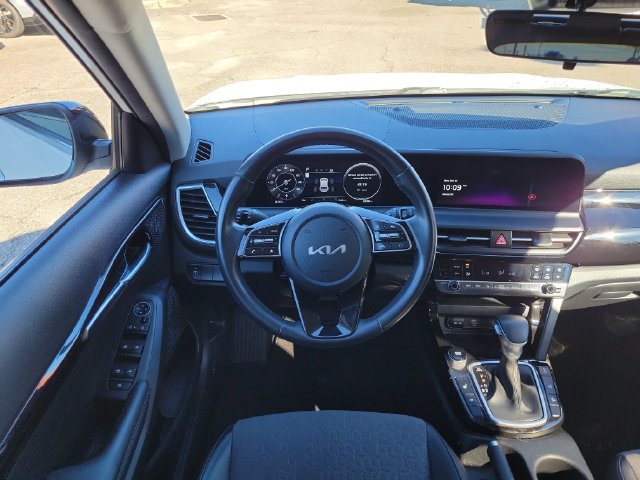 Used 2024 Kia Seltos X-Line AWD/4WD image 11