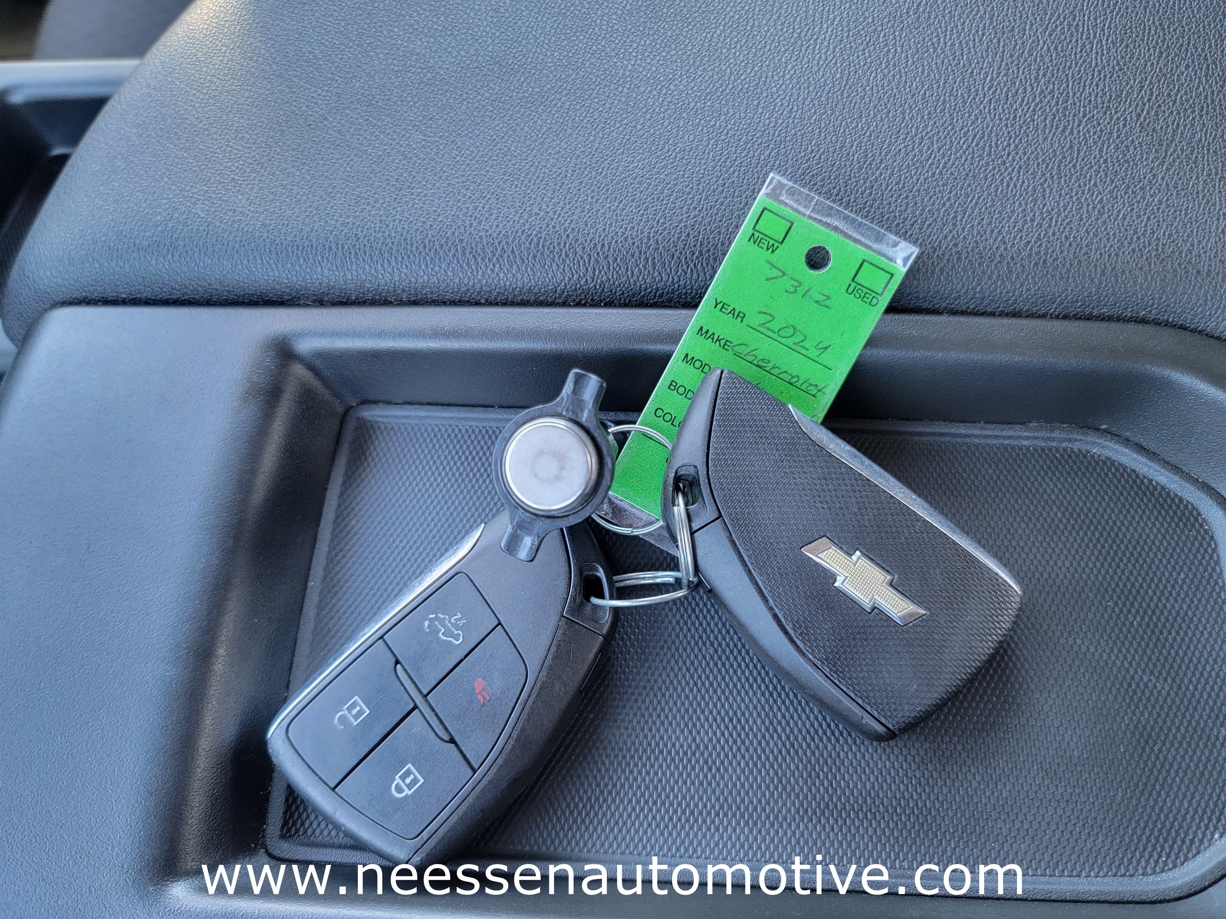 Used 2024 Chevrolet Silverado 2500 LT image 28