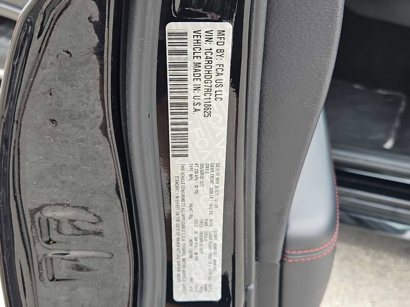 Used 2024 Dodge Durango GT RWD image 34
