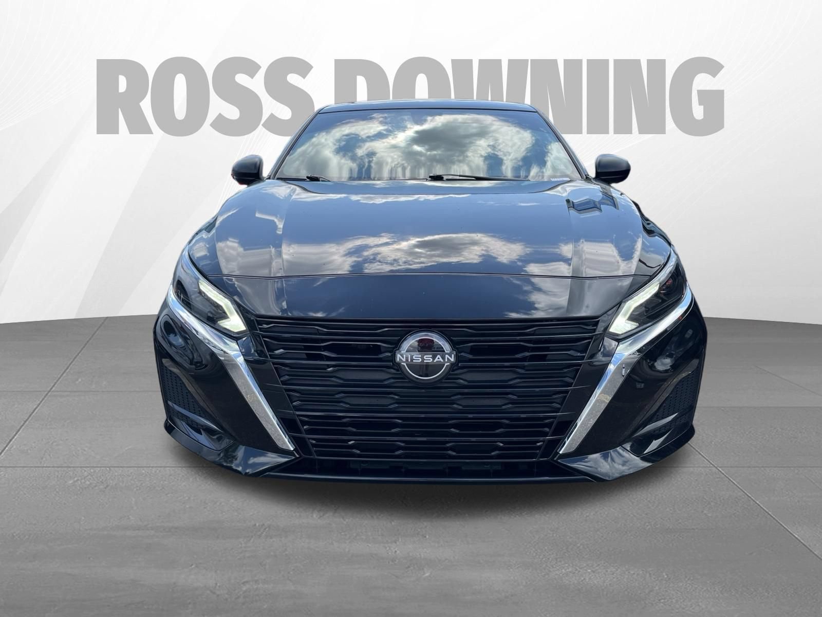 Used 2024 Nissan Altima 2.5 S FWD image 2