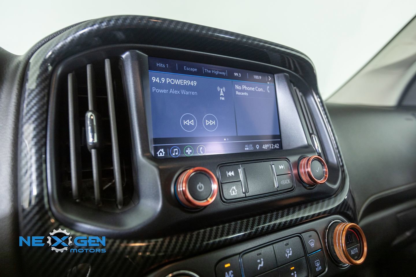 Used 2022 GMC Canyon AT4 AWD/4WD image 19