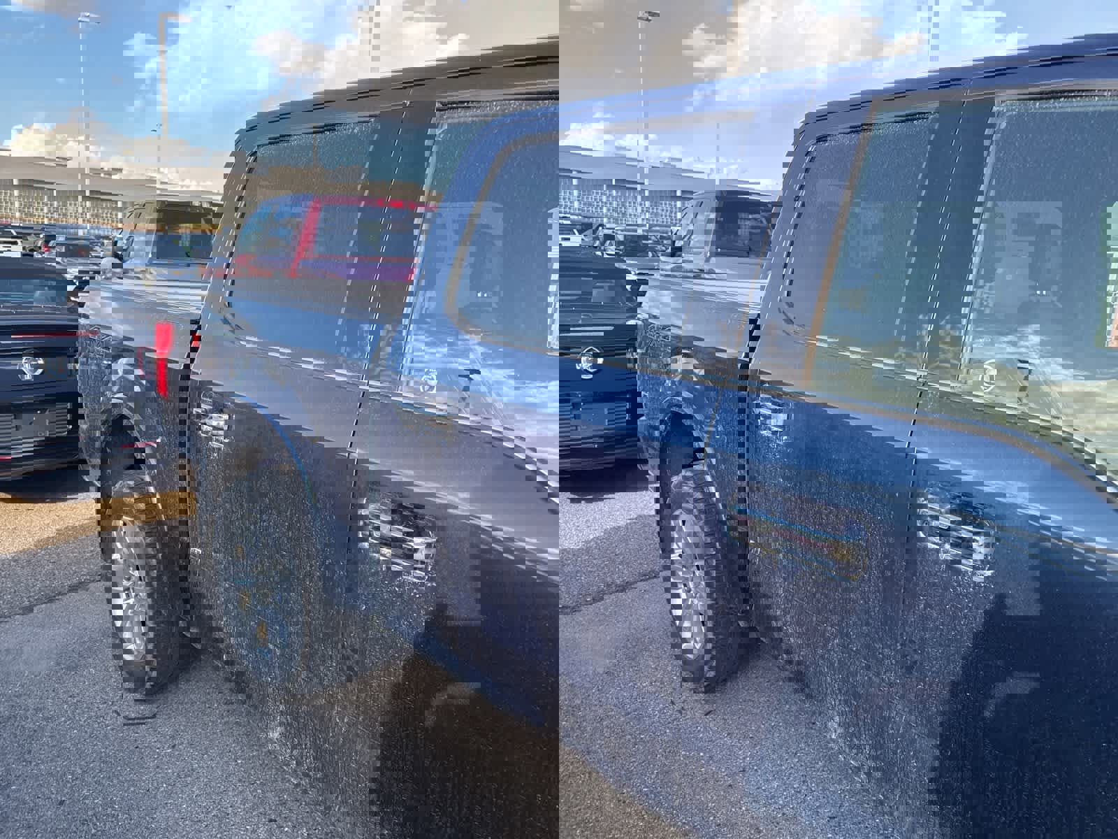 Used 2019 Ford F150 Platinum w/ Technology Package image 13