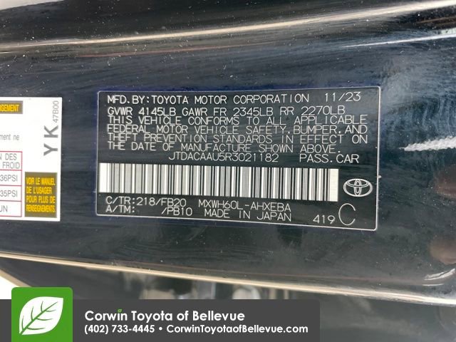 Used 2024 Toyota Prius LE image 28