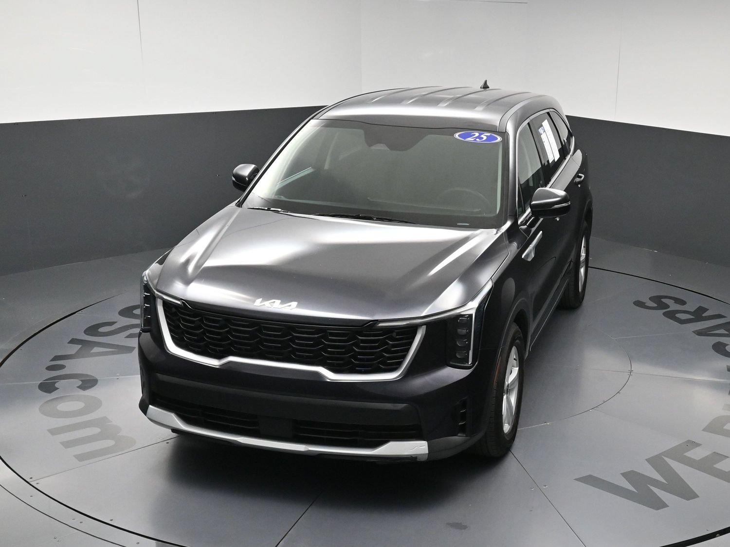 Used 2025 Kia Sorento LX FWD image 30