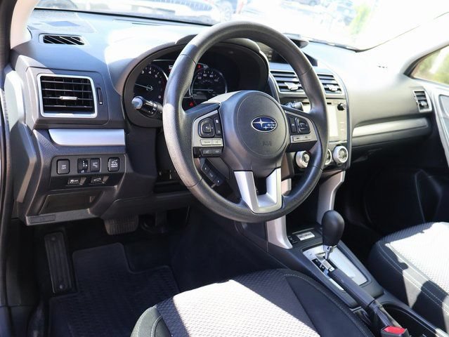 Used 2017 Subaru Forester 2.5i Premium AWD/4WD image 24