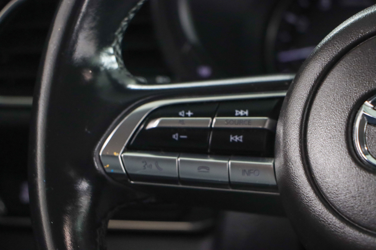 Used 2023 MAZDA CX-30 AWD image 13