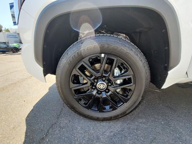 Used 2026 Toyota Tundra Limited AWD/4WD image 34