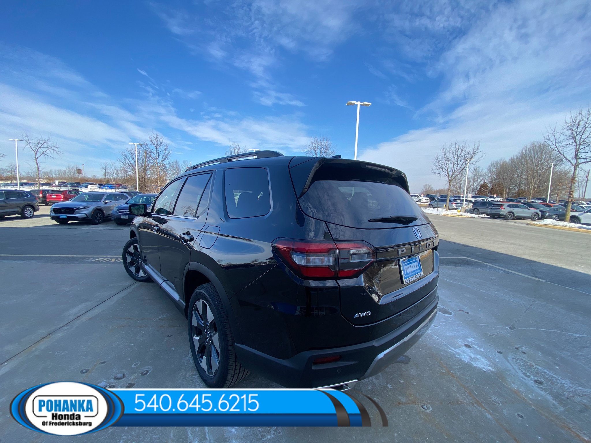New 2026 Honda Pilot Touring image 3