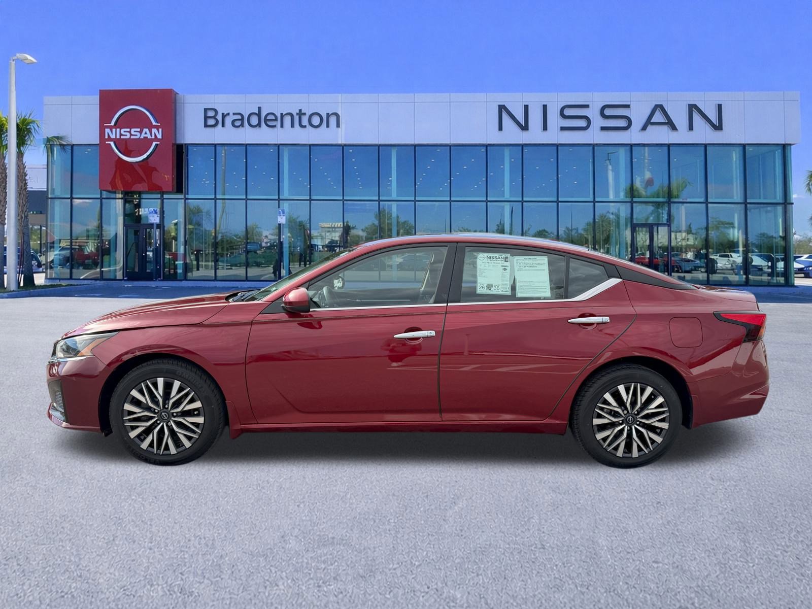 Certified 2023 Nissan Altima 2.5 SV image 8