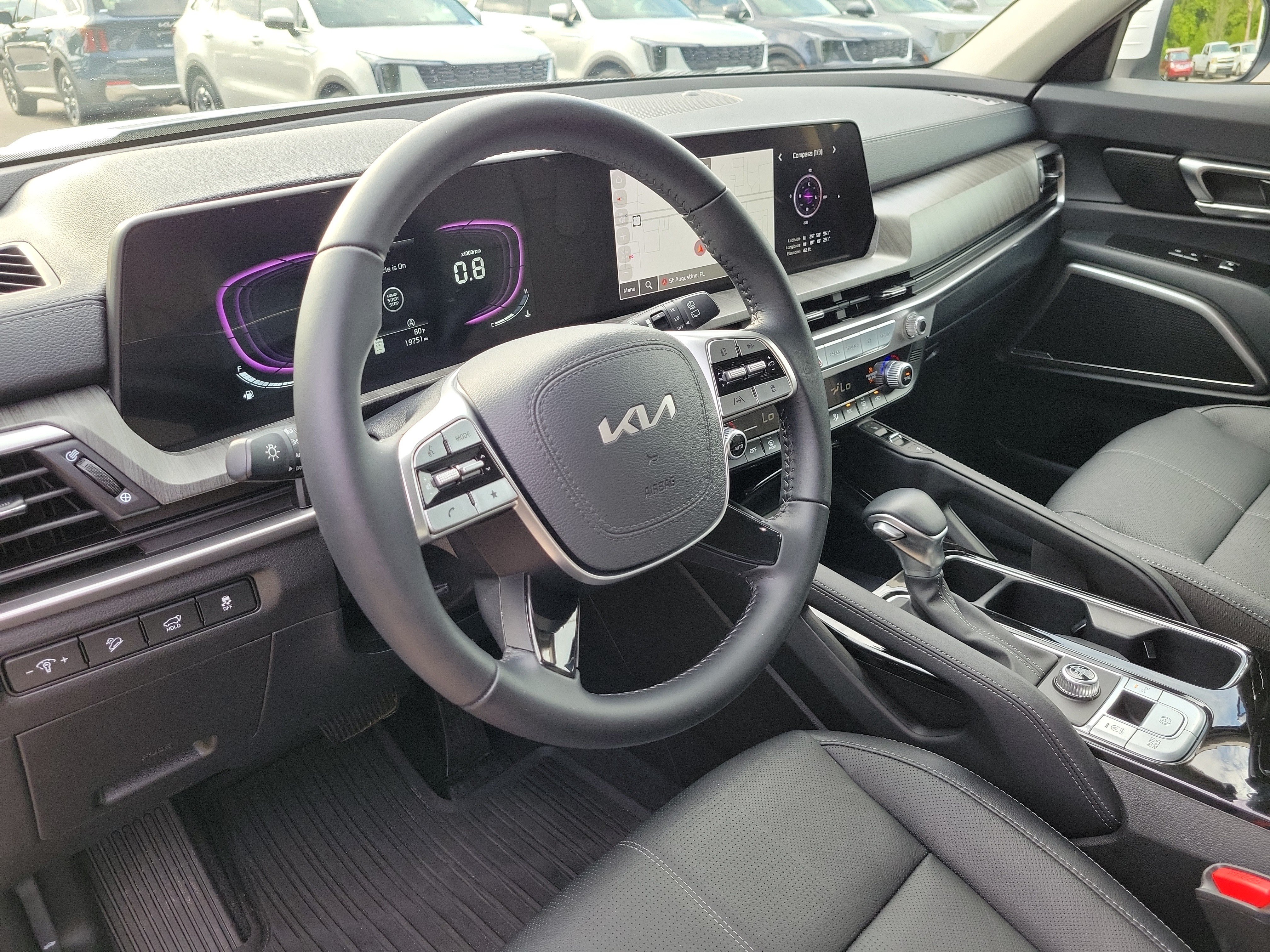 Certified 2025 Kia Telluride EX FWD image 22