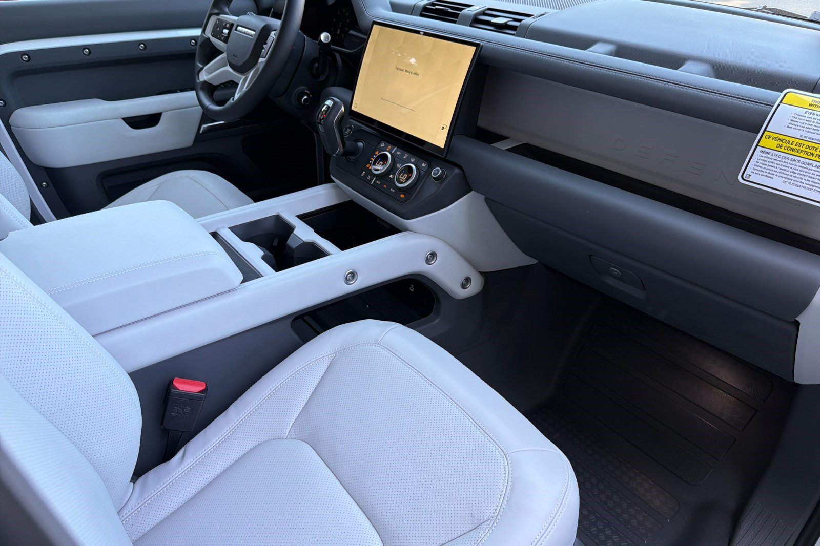 New 2026 Land Rover Defender 110 X-Dynamic SE AWD/4WD image 26
