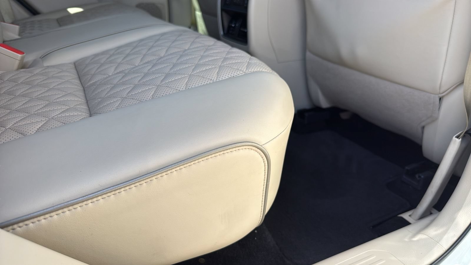 Used 2019 Nissan Murano Platinum w/ Cargo Package FWD image 26