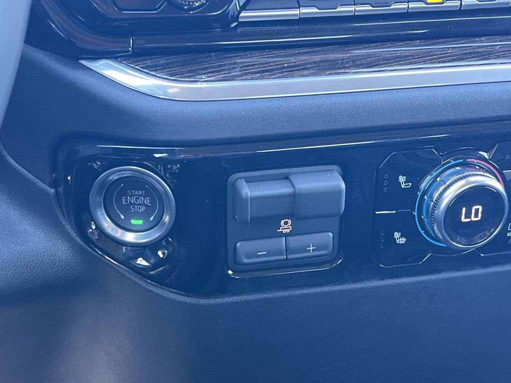 New 2026 GMC Sierra 1500 Elevation w/ LPO, Elevation Black Package image 20