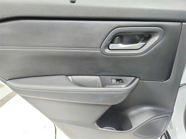 Used 2024 Nissan Rogue SV w/ SV Premium Package image 35