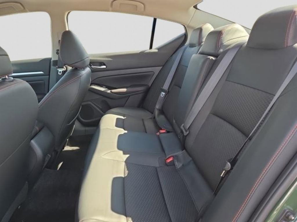 New 2025 Nissan Altima 2.5 SR image 16