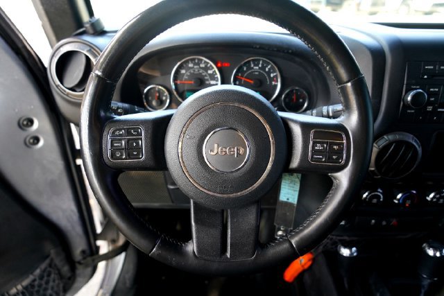 Used 2017 Jeep Wrangler Sport AWD/4WD image 12