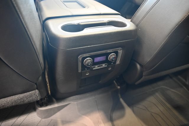 Used 2023 Chevrolet Tahoe High Country AWD/4WD image 32