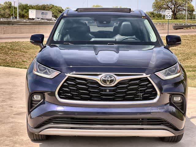 Used 2022 Toyota Highlander Platinum image 7