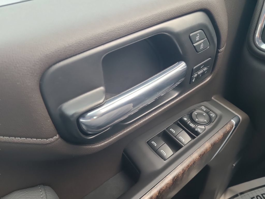 Used 2021 GMC Sierra 2500 Denali AWD/4WD image 18