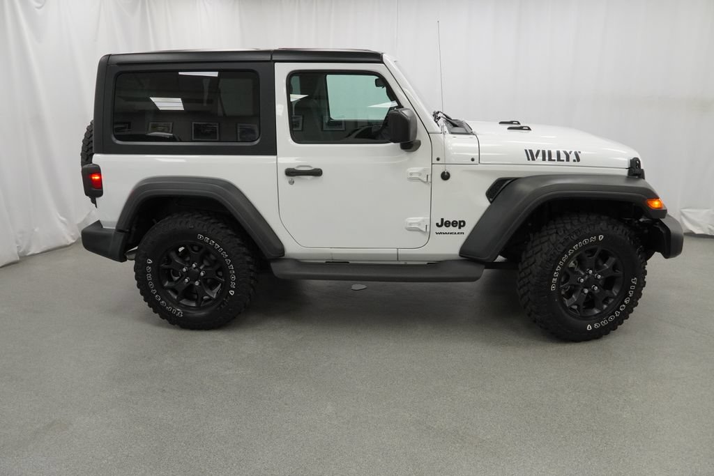 Used 2022 Jeep Wrangler Sport AWD/4WD image 10