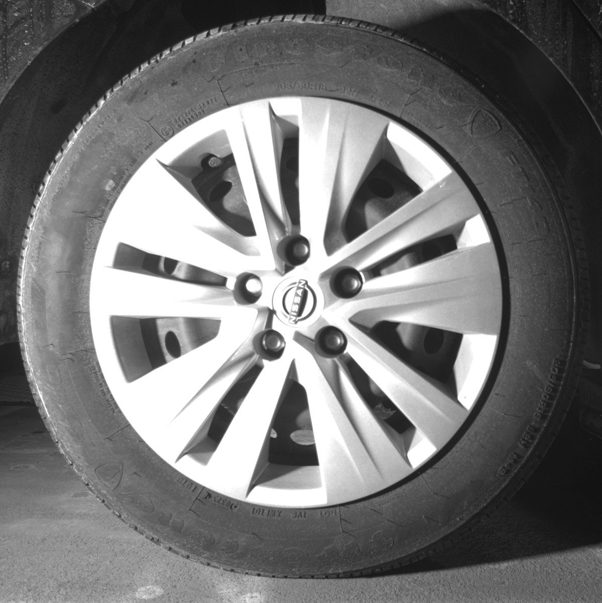 Used 2025 Nissan Sentra S image 15