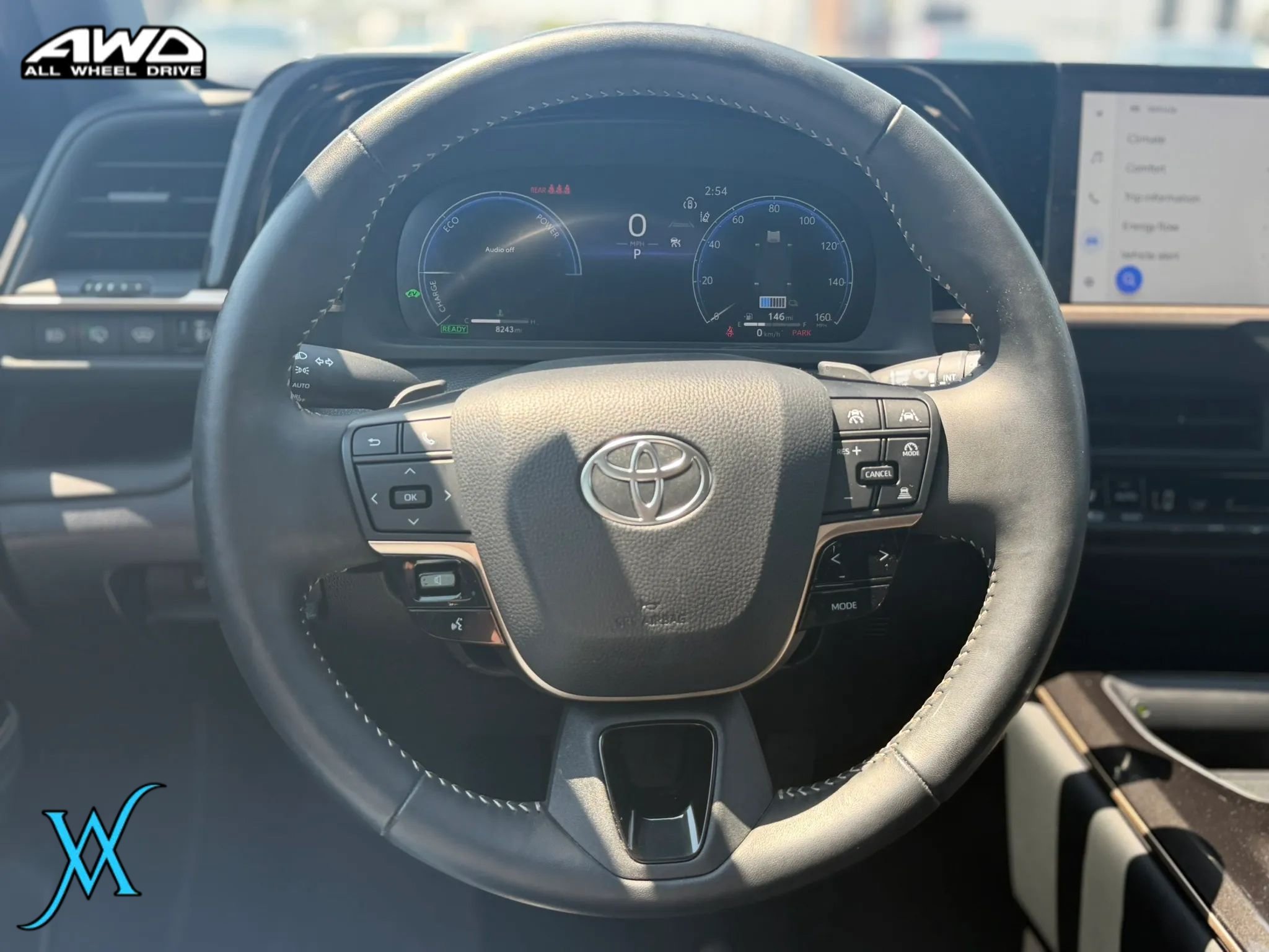 Used 2025 Toyota Crown Signia AWD/4WD image 30