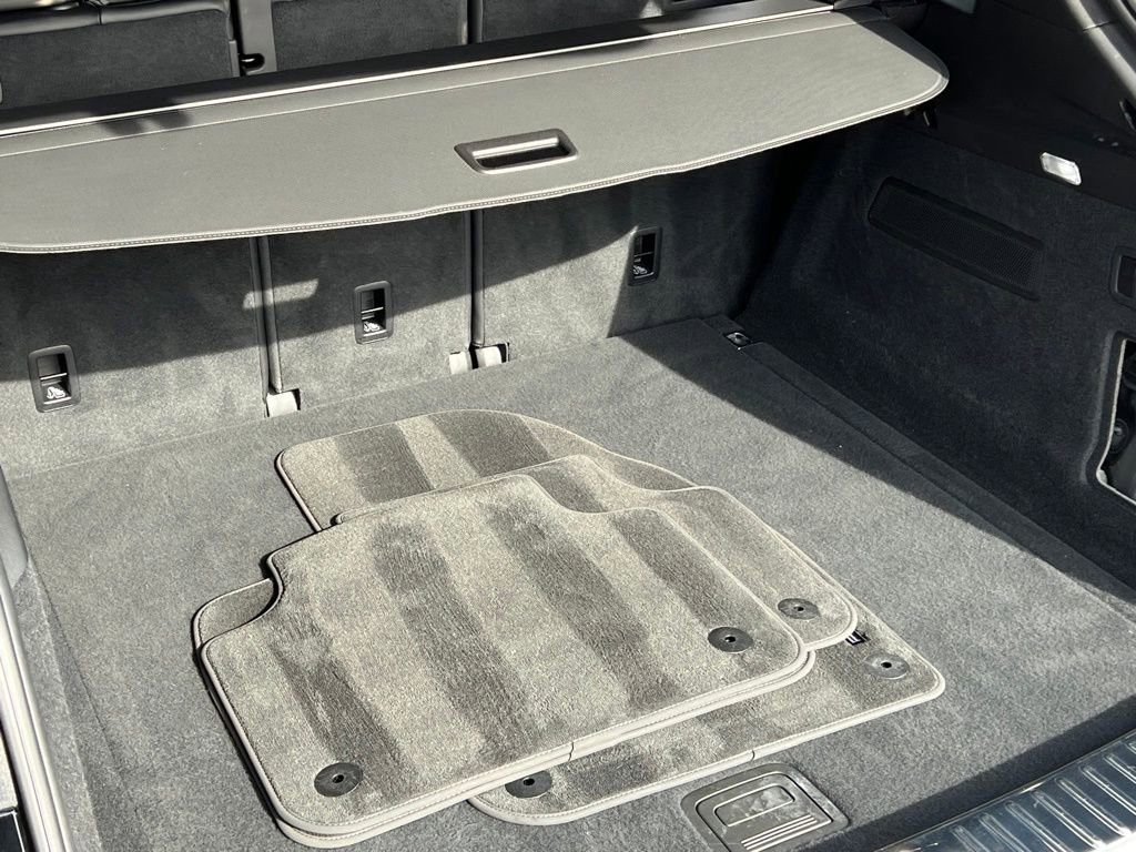 Used 2021 Porsche Cayenne Turbo image 23