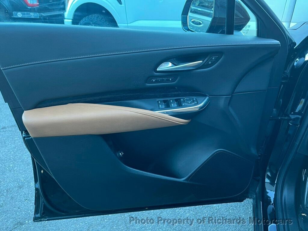 Used 2024 Cadillac XT4 Sport image 15