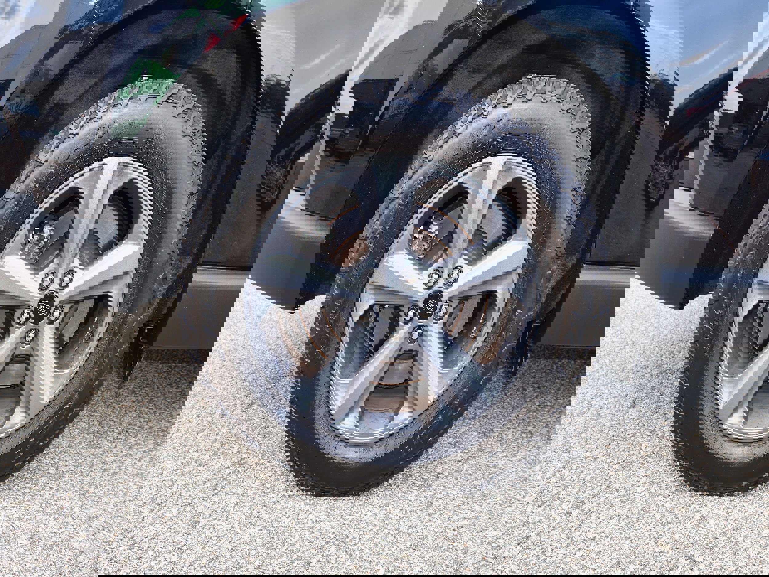 Used 2022 Ford Edge SEL w/ Sport Appearance Package image 30