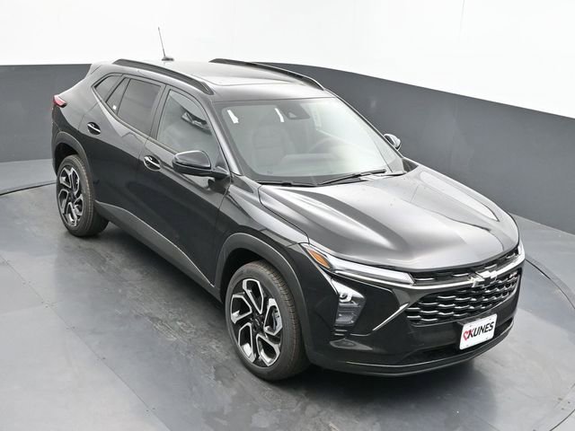 New 2026 Chevrolet Trax RS w/ Sunroof Package FWD image 38