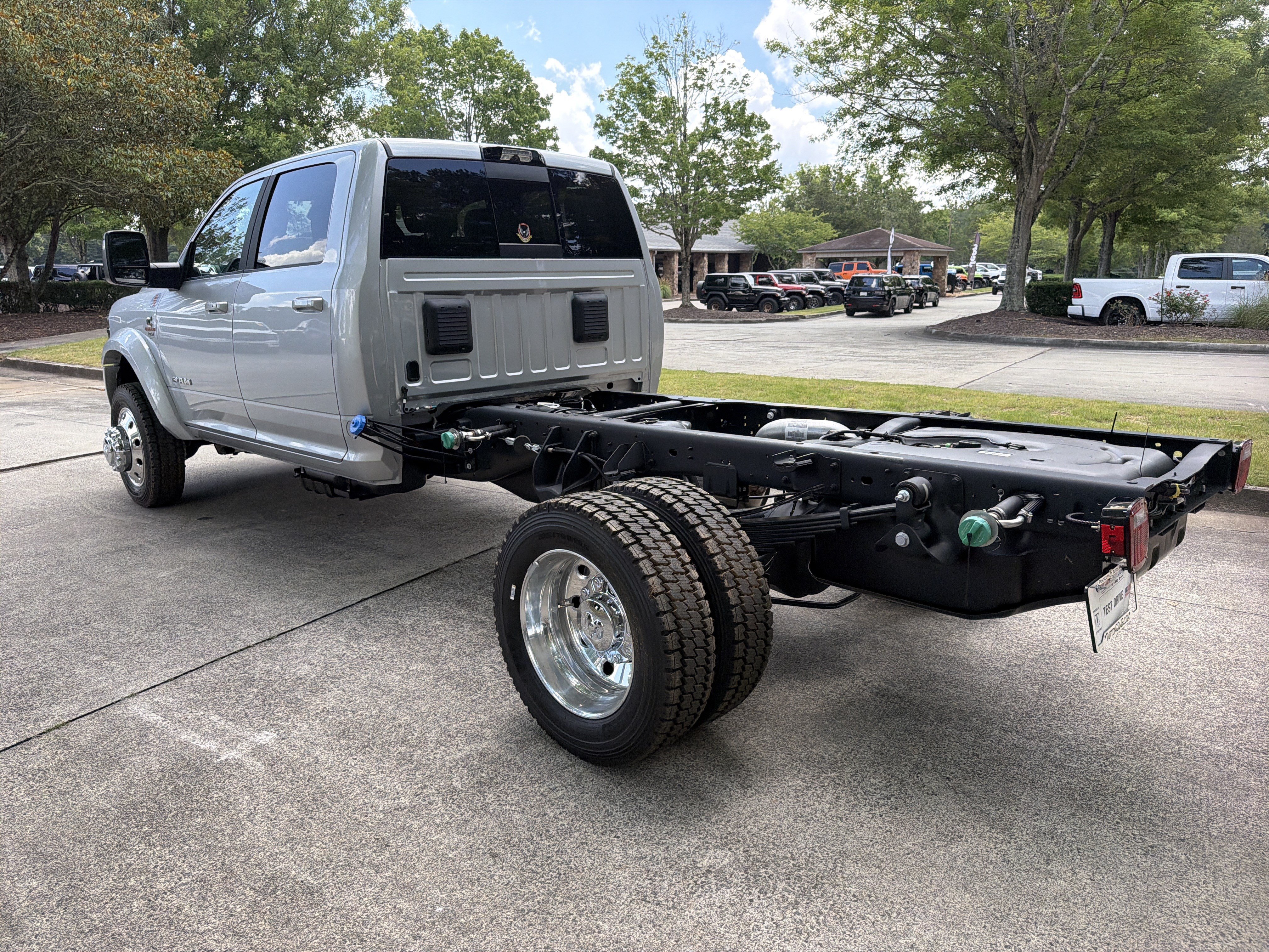 New 2026 RAM 5500 4x4 Crew Cab w/ Laramie Trim Package image 8