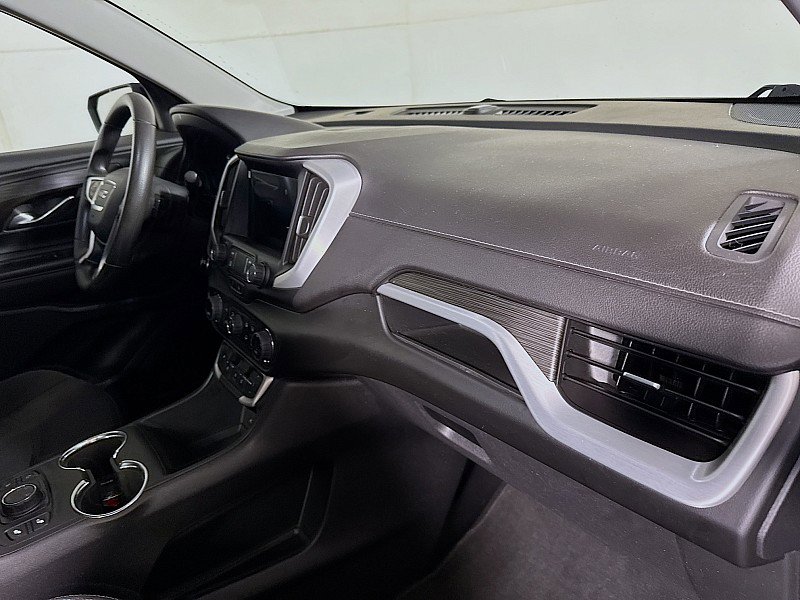 Used 2023 GMC Terrain SLE w/ Driver Convenience Package image 29