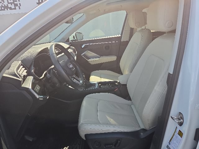 Used 2023 Audi Q3 2.0T Premium Plus AWD/4WD image 23
