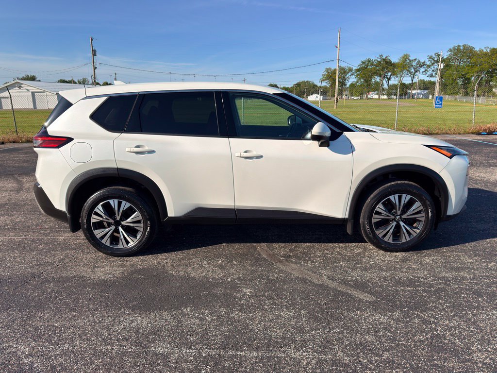 Used 2021 Nissan Rogue SV AWD/4WD image 10