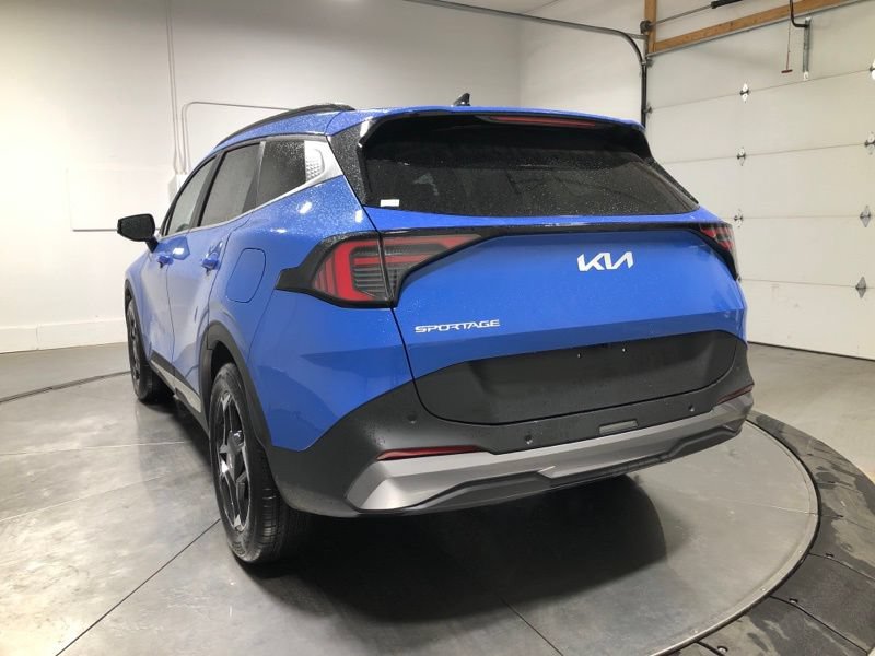 New 2026 Kia Sportage EX w/ EX Panorama Roof Package FWD image 5