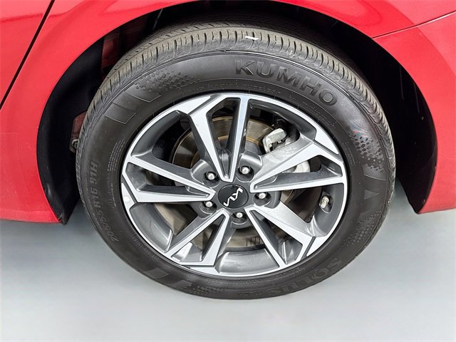 Used 2024 Kia Forte LXS image 28