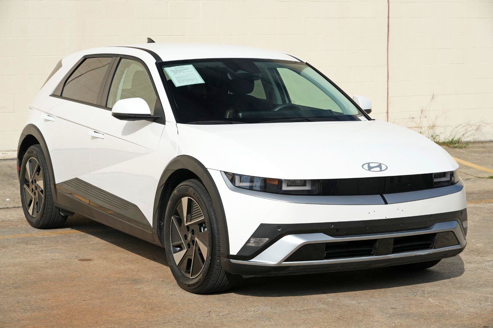 Used 2025 Hyundai Ioniq 5 SE RWD image 51