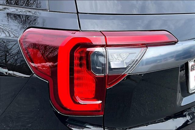 Used 2023 GMC Acadia AT4 w/ Technology Package image 31